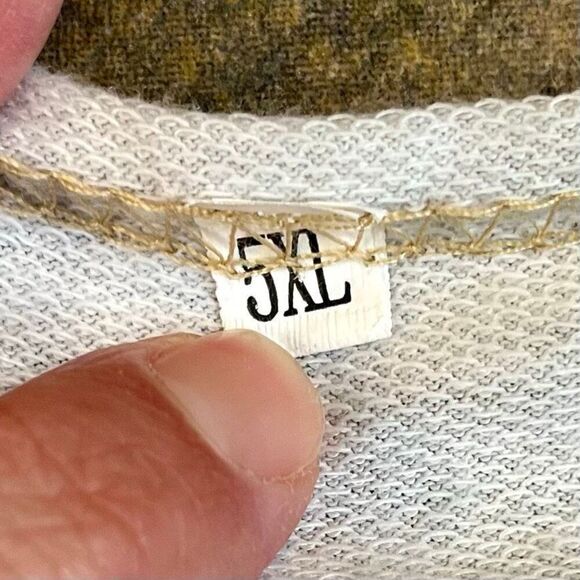 Baseball Mom Animal Print Sweatshirt 5XL - Picture 8 of 8